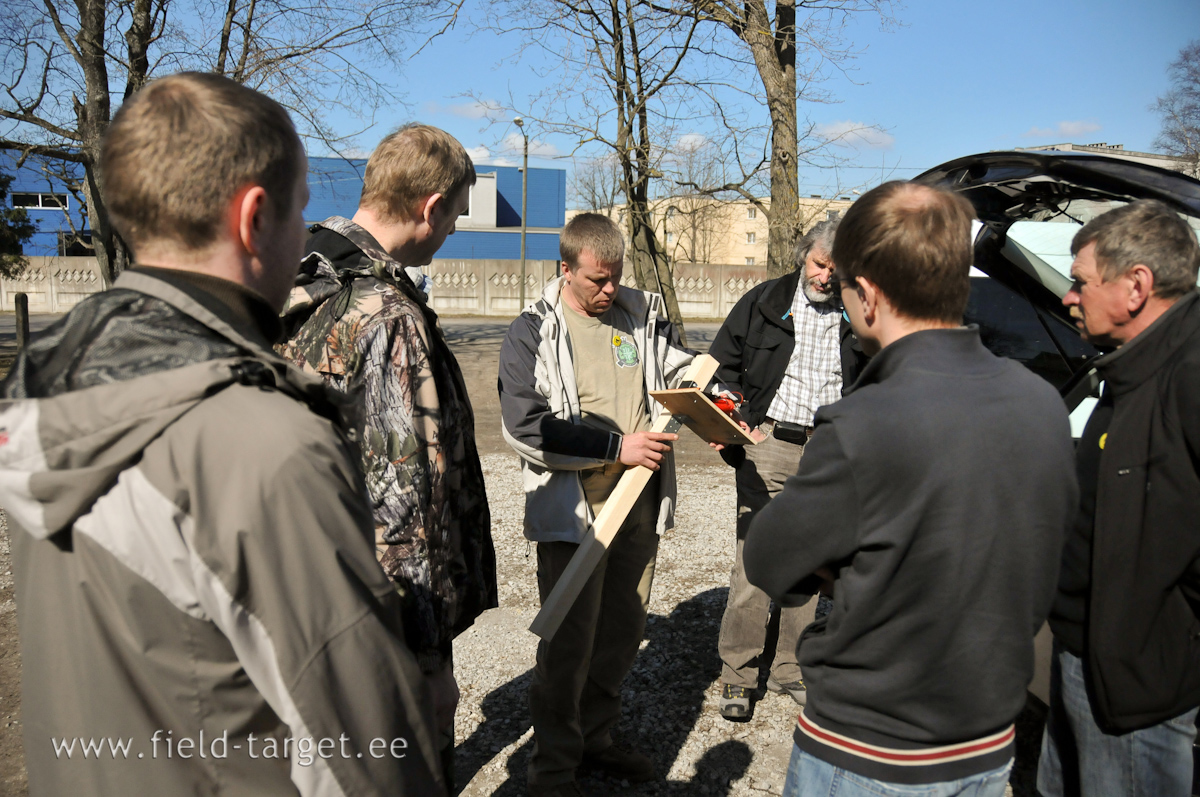 Saabujatel oli õues nii palju juttu, et võistluste algus hilines